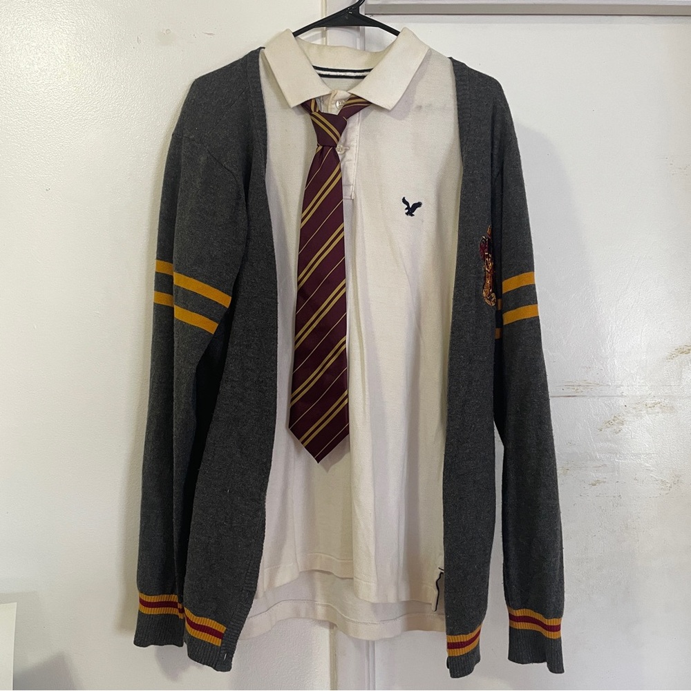 💜 Gryffindor Cardigan & Tie